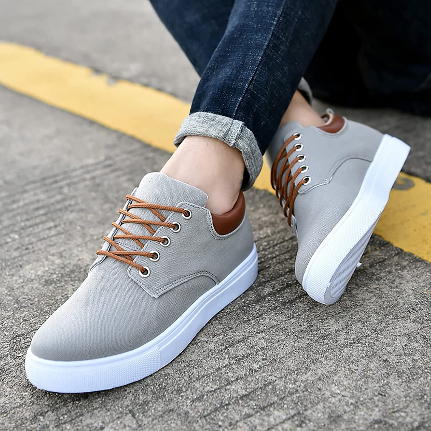 Magnus - Blokes' Trainers with a Crisp White Sole