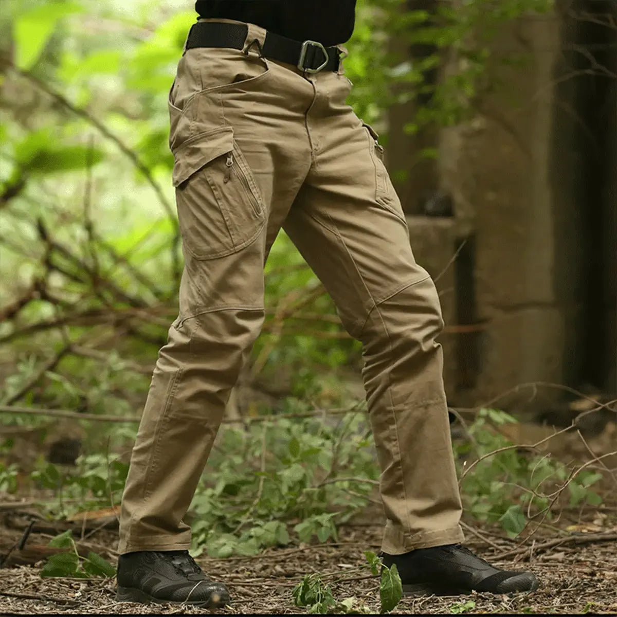 Battle-Ready Tactical Trousers with Free Belt – Gear Up for Adventure!
