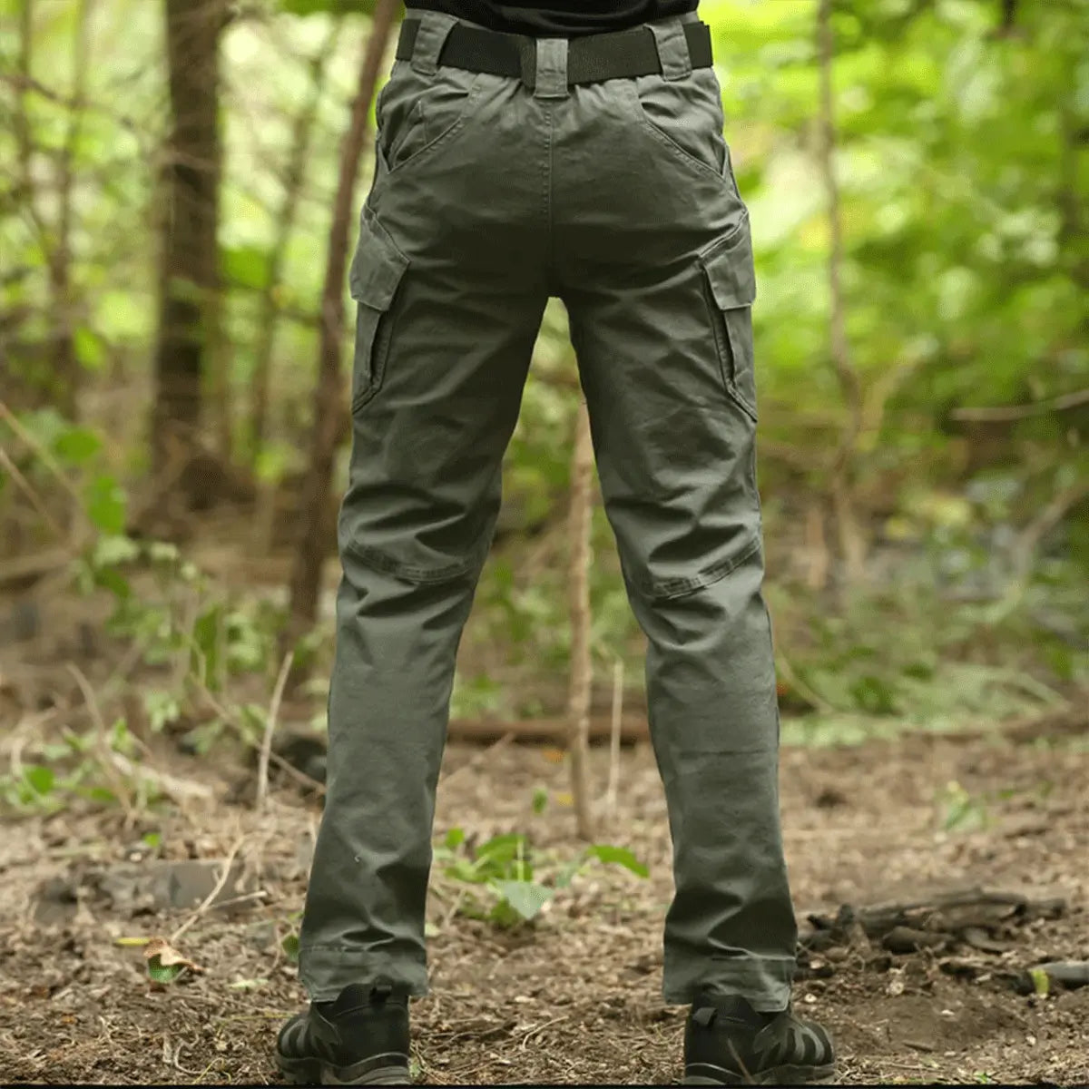 Battle-Ready Tactical Trousers with Free Belt – Gear Up for Adventure!